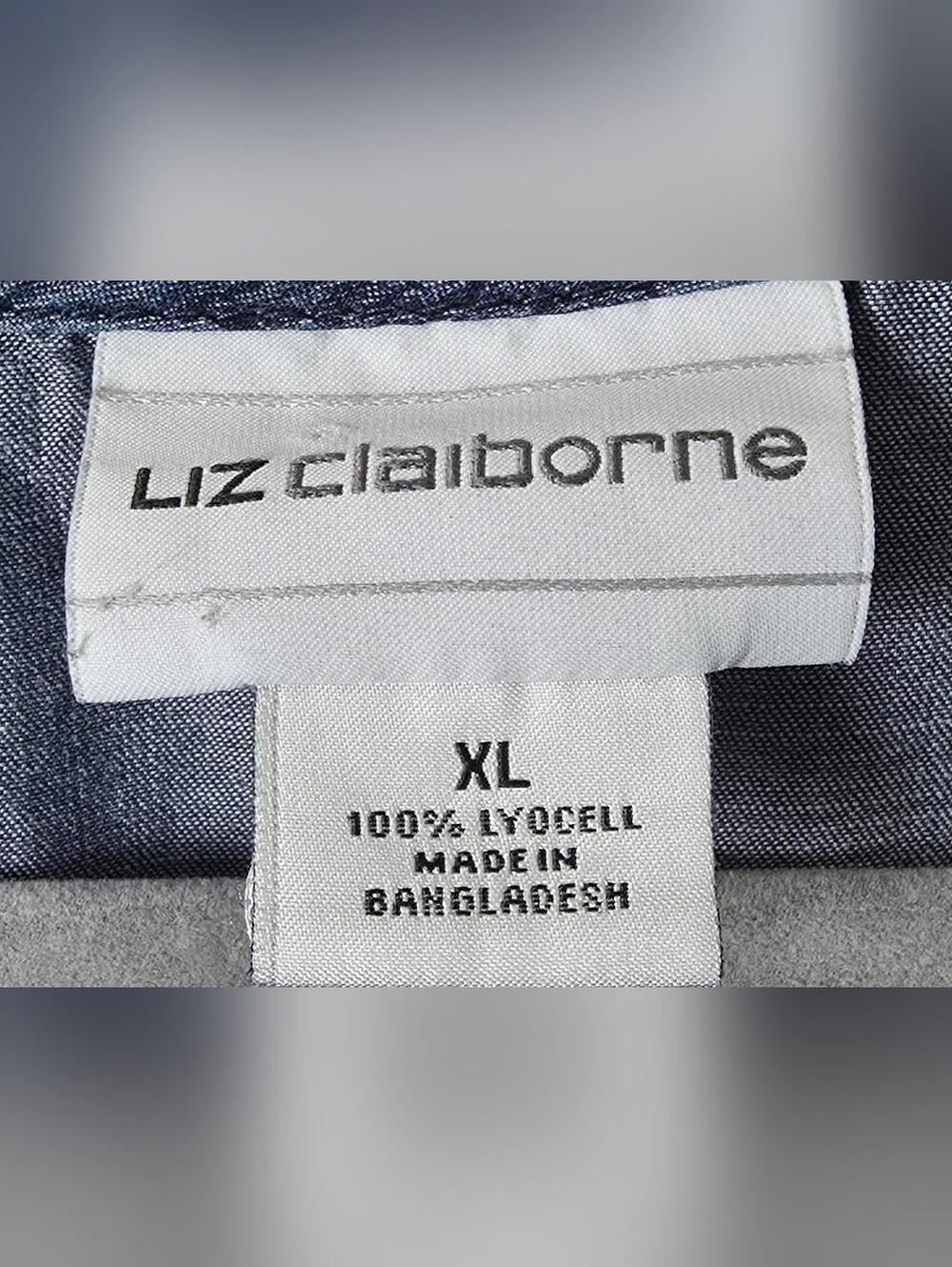 Liz Claiborne Blue Floral V-Neck Button Front Peplum Blouse - Picture 3 of 4